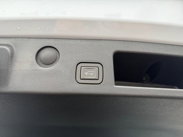 New 2026 Chevrolet Equinox RS w/ Convenience Package III image 43