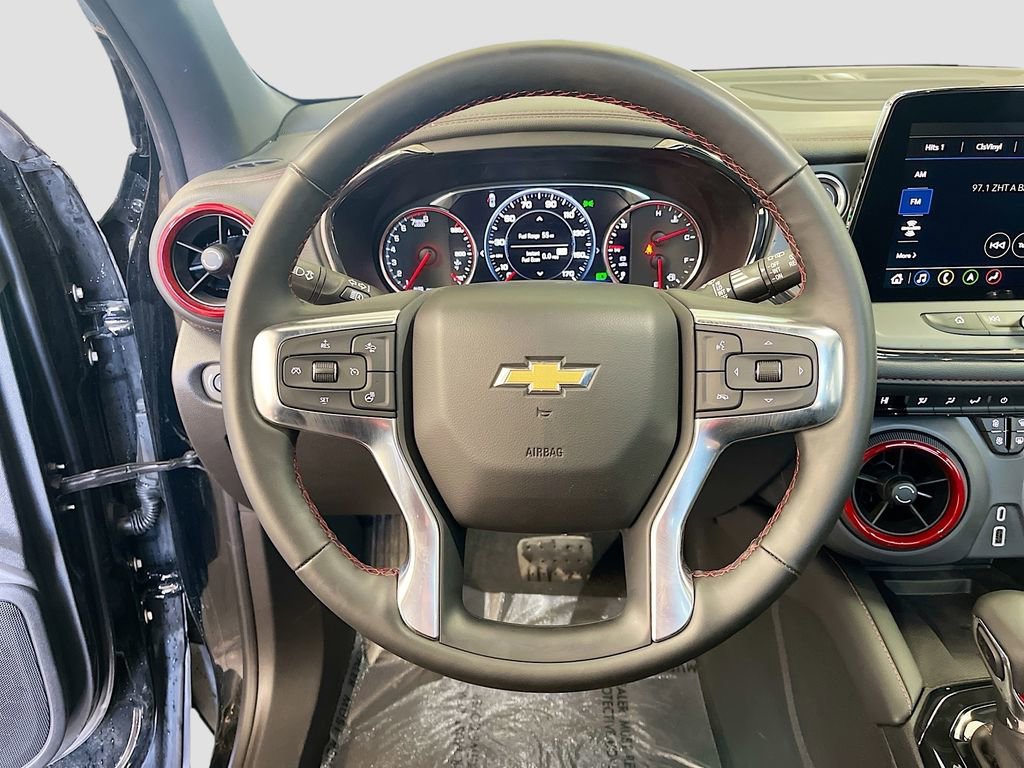 Used 2025 Chevrolet Blazer RS w/ Driver Confidence II Package image 11