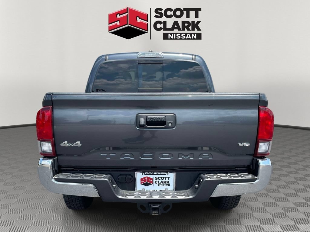 Used 2023 Toyota Tacoma SR5 AWD/4WD image 5
