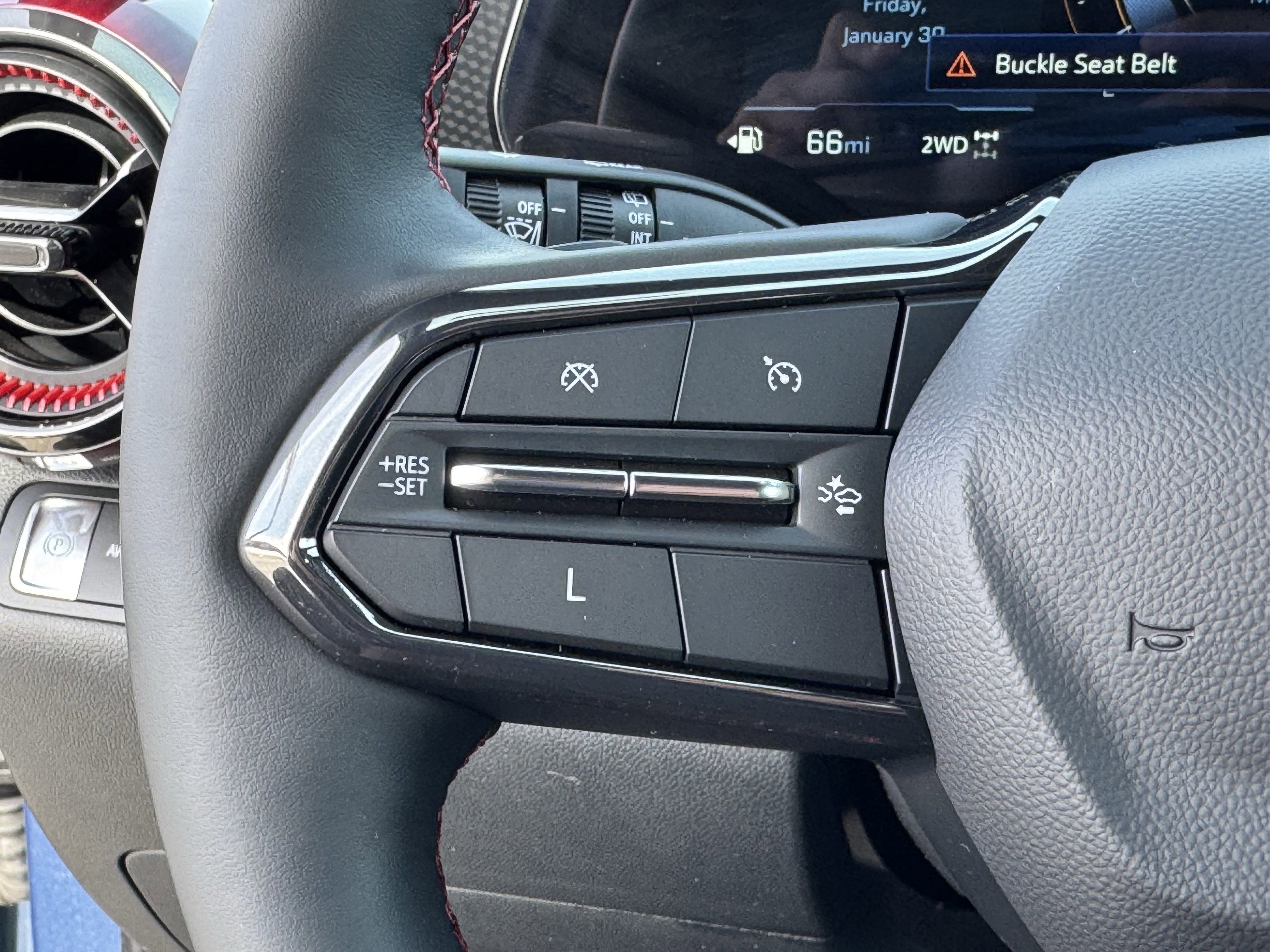 Used 2025 Chevrolet Equinox RS w/ Convenience Package III image 30