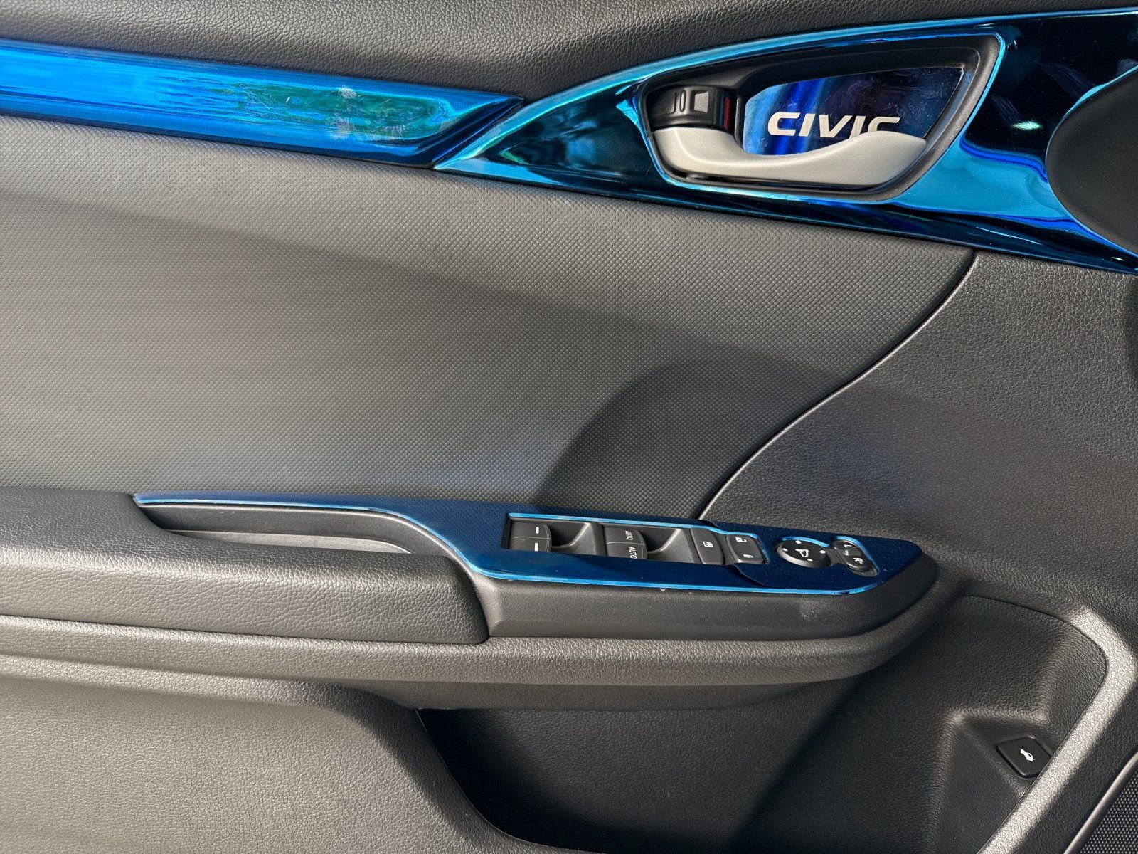 Used 2019 Honda Civic Sport image 11