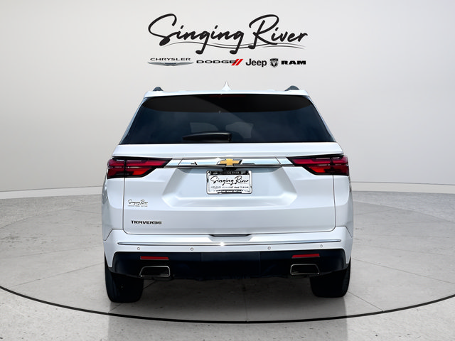 Used 2023 Chevrolet Traverse High Country FWD image 5