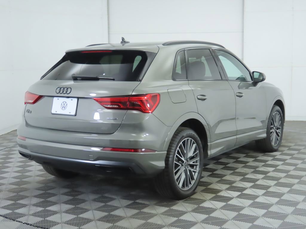 Used 2023 Audi Q3 2.0T Premium w/ Convenience Package image 5