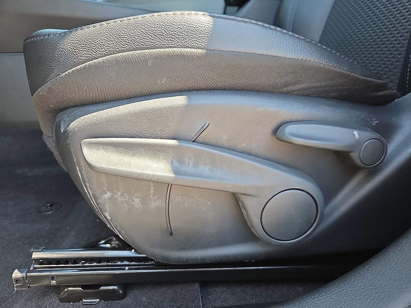 Used 2025 Jeep Compass Latitude AWD/4WD image 15