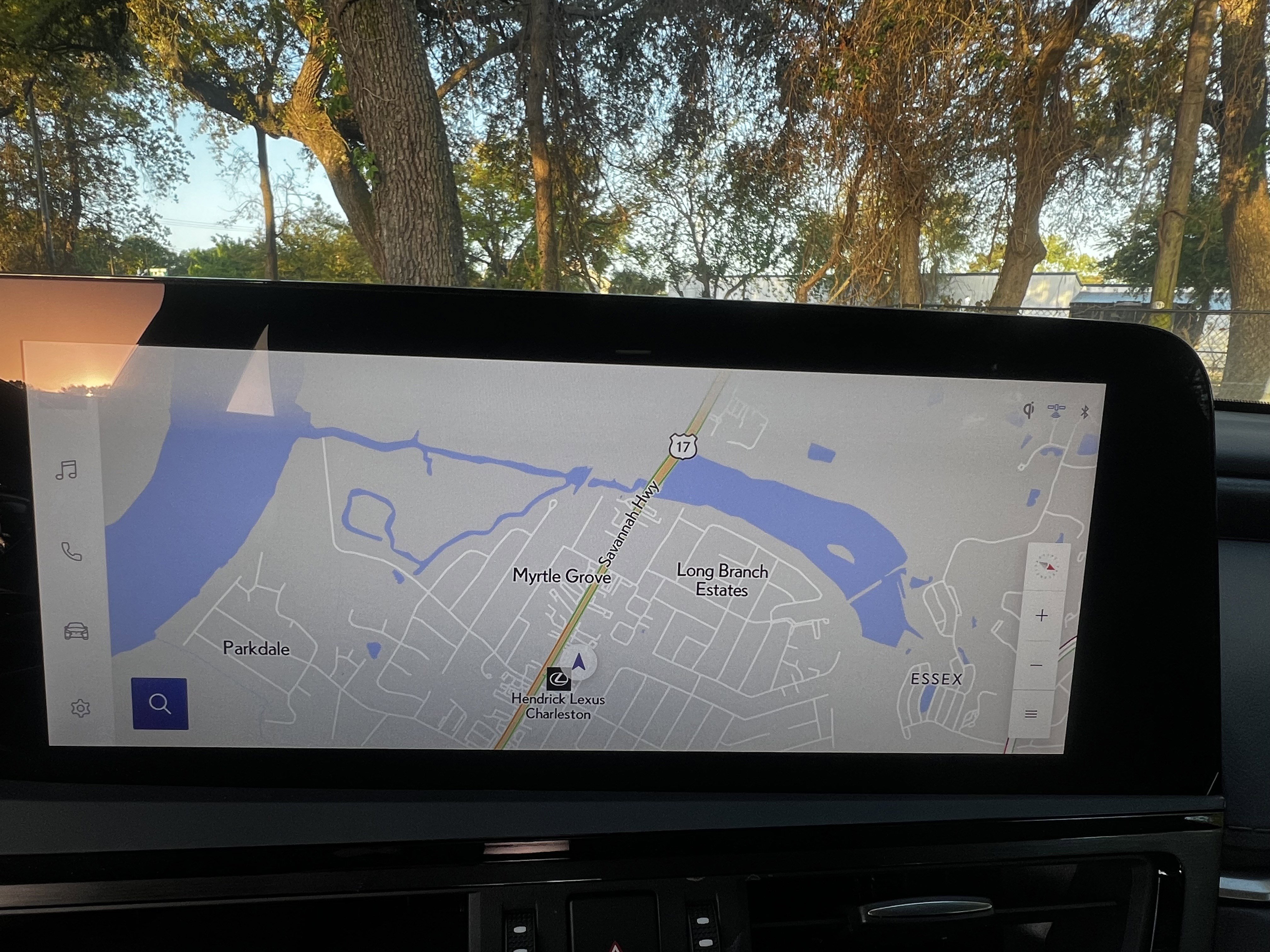 Used 2025 Lexus ES 300h w/ Premium Package image 22