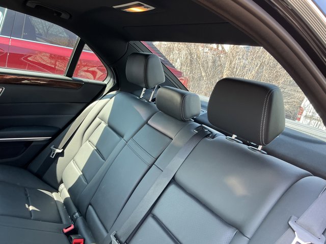 Used 2015 Mercedes-Benz E 350 4MATIC Sedan image 13