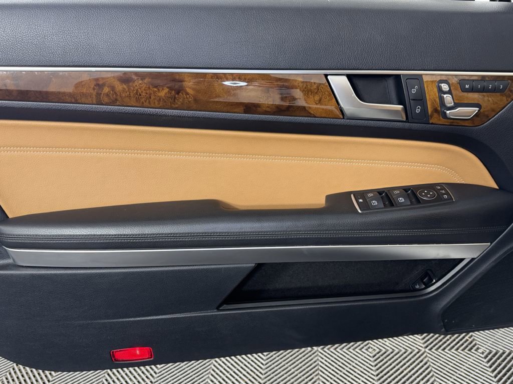 Used 2017 Mercedes-Benz E 400 Cabriolet image 39