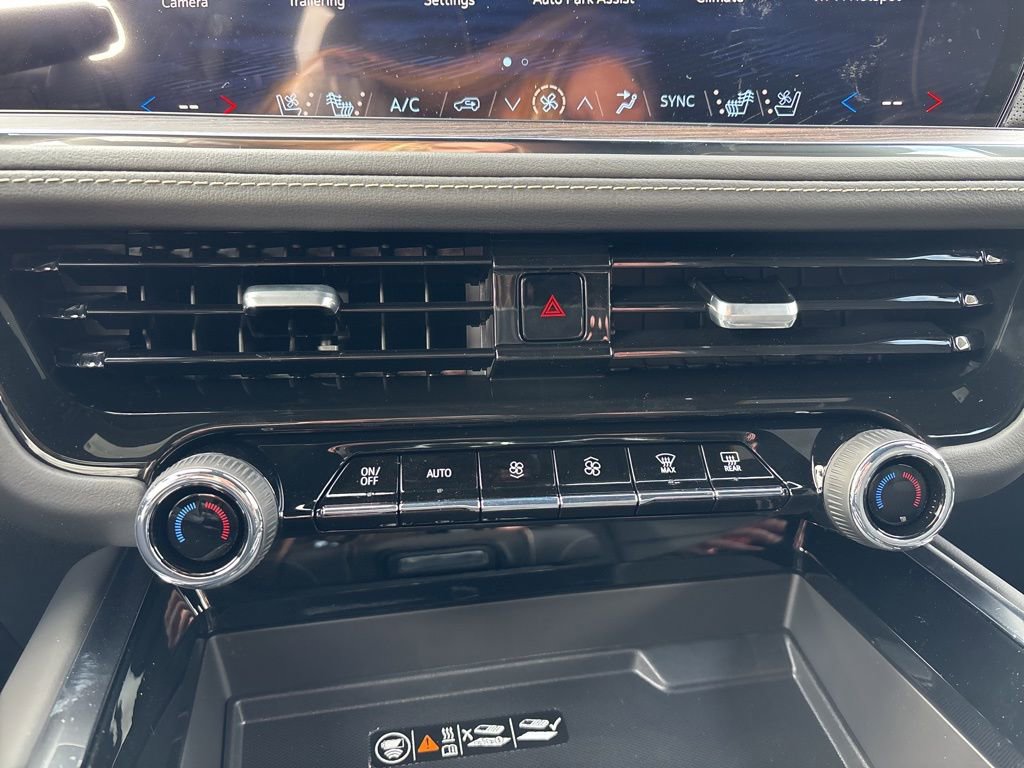 New 2026 Chevrolet Suburban Premier image 19