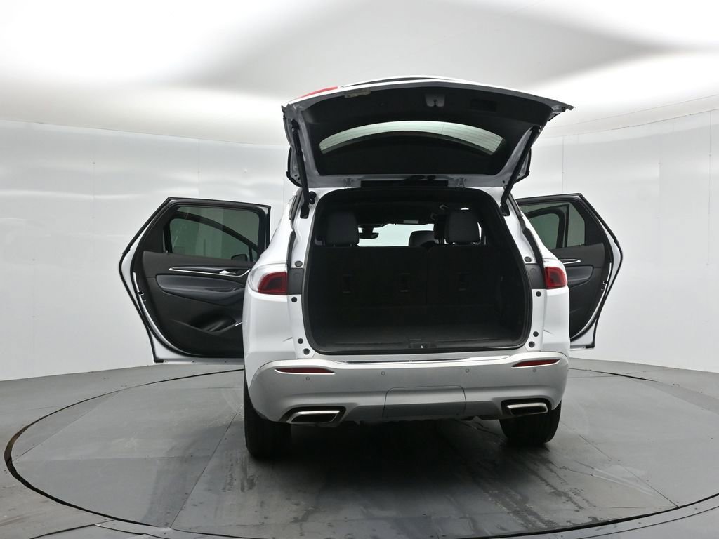 Used 2024 Buick Enclave Premium image 37