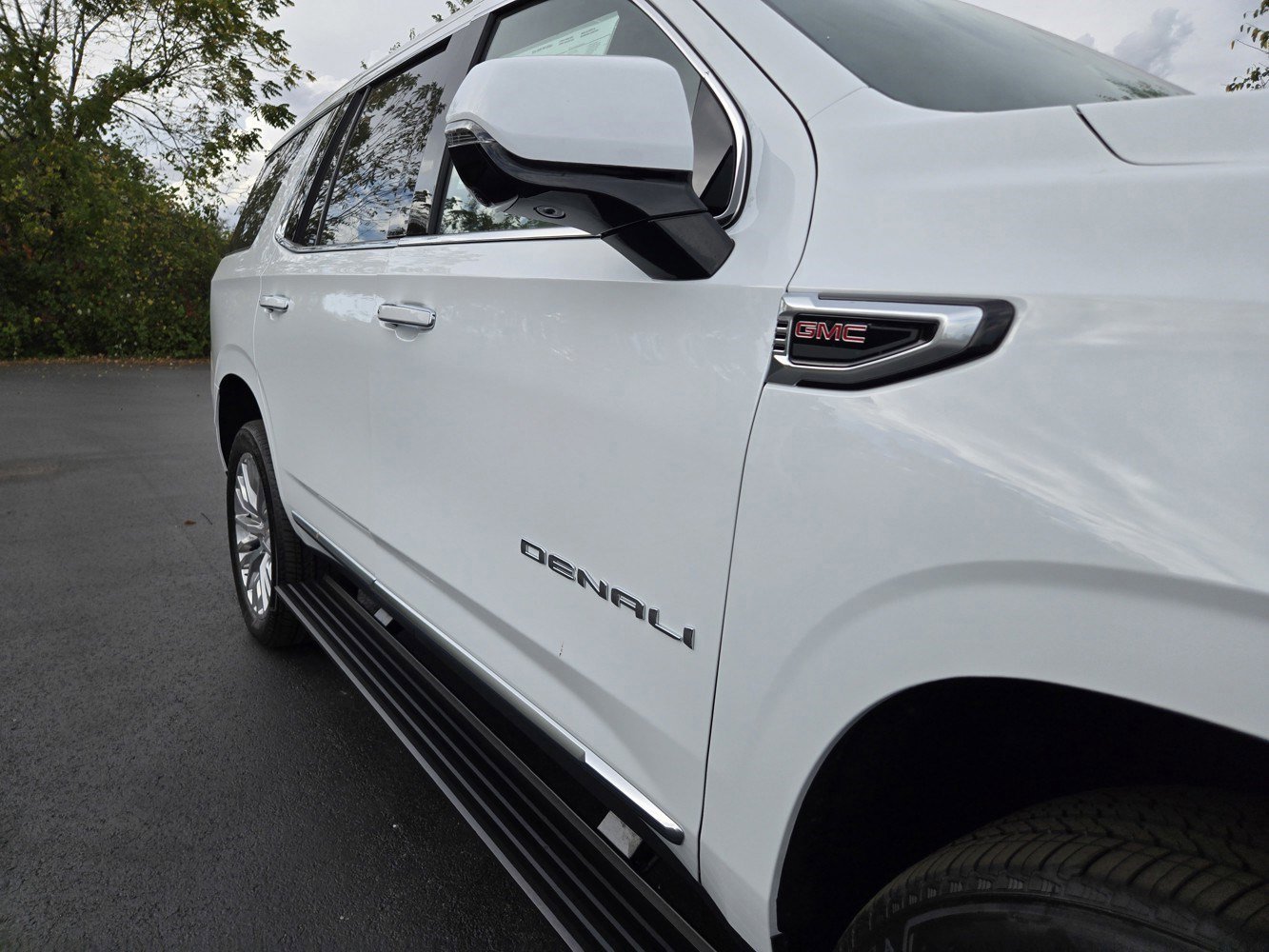 New 2026 GMC Yukon Denali w/ Denali Reserve Package image 36