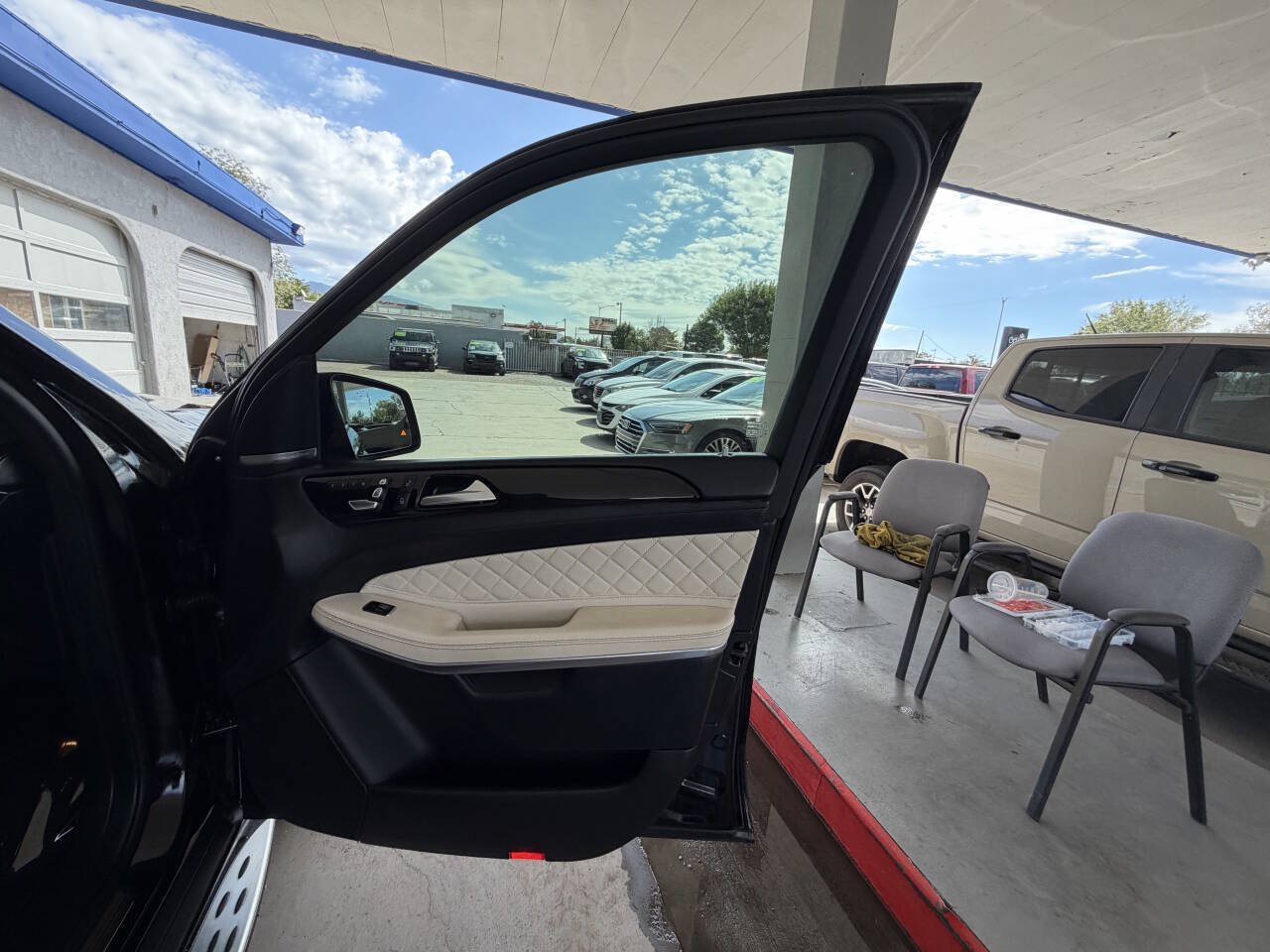 Used 2018 Mercedes-Benz GLS 550 4MATIC image 13