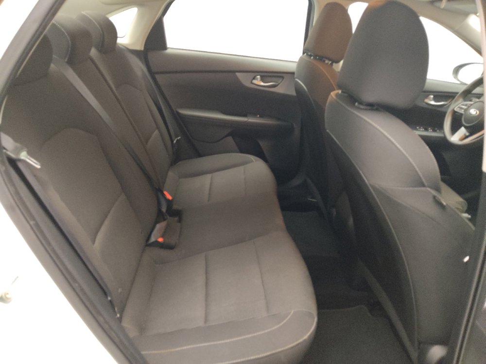 Used 2020 Kia Forte LXS image 19