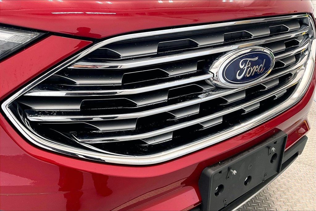 Used 2020 Ford Edge SEL w/ Cold Weather Package AWD/4WD image 29