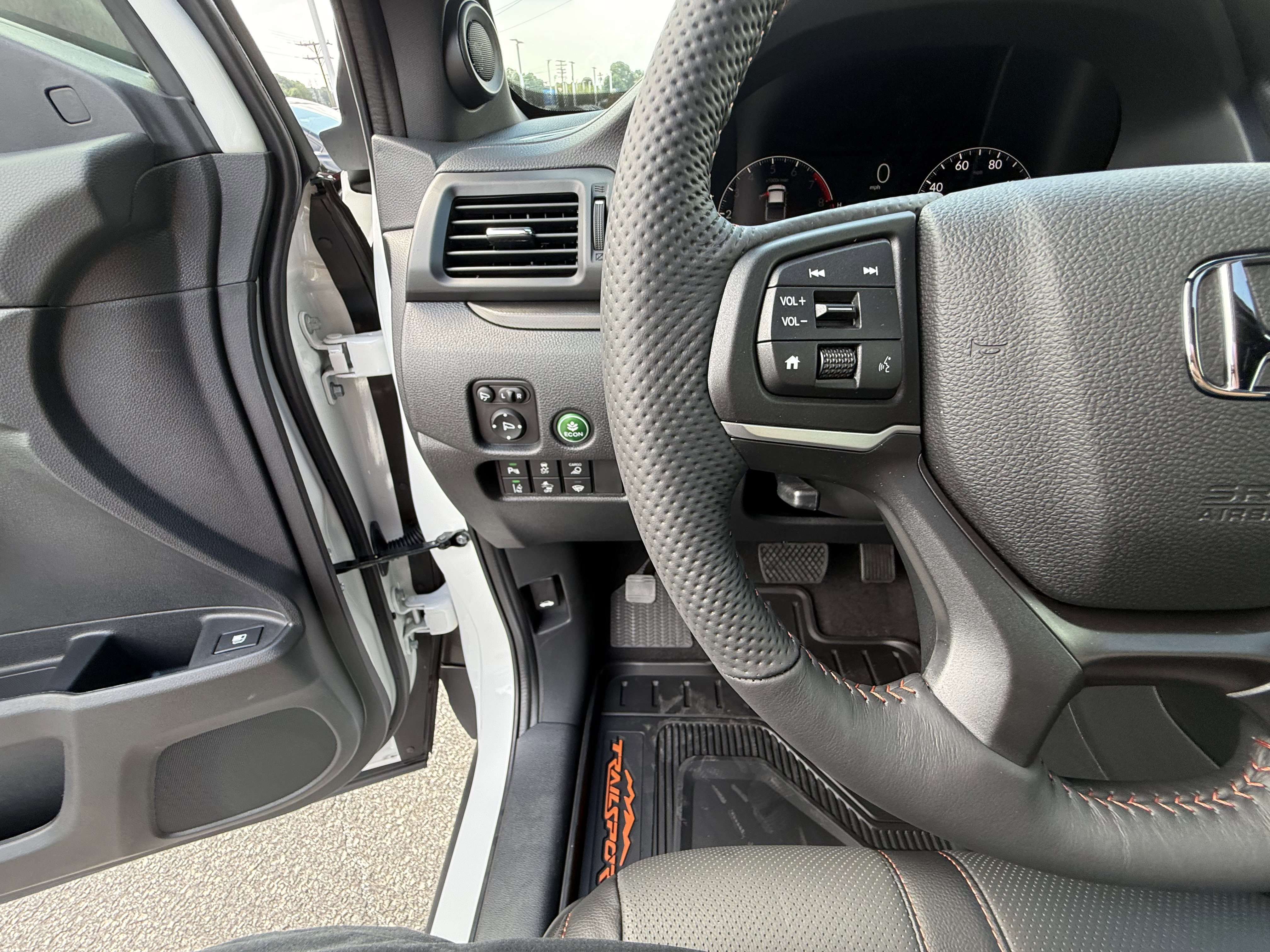 New 2025 Honda Ridgeline TrailSport+ image 25