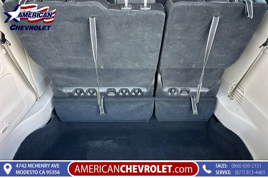 Used 2023 Chrysler Pacifica Touring-L FWD image 18