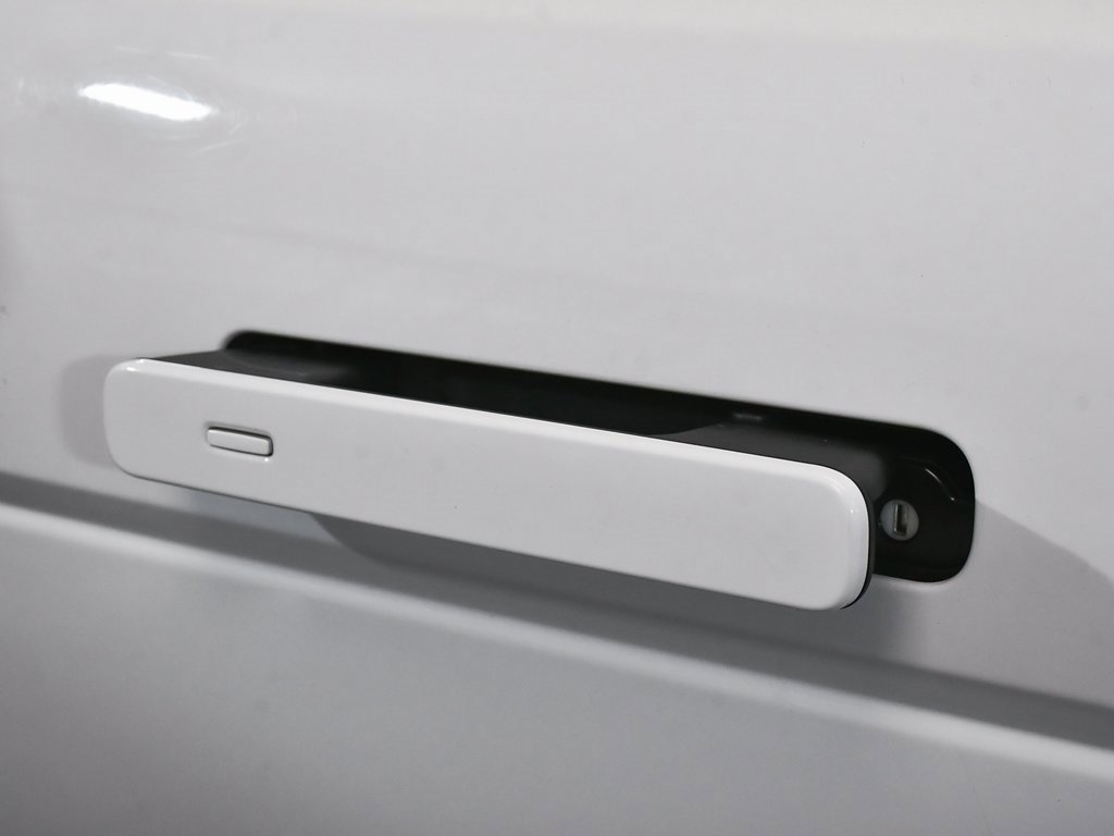 Used 2022 Land Rover Range Rover Evoque SE image 13