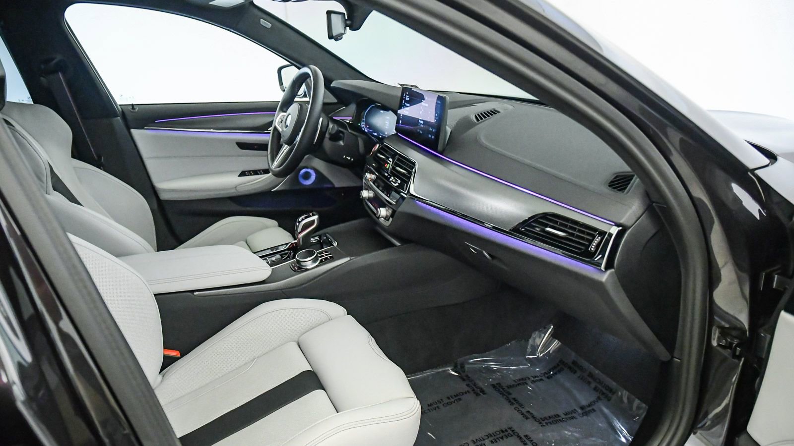 Used 2023 BMW M5 w/ Competition Package image 23