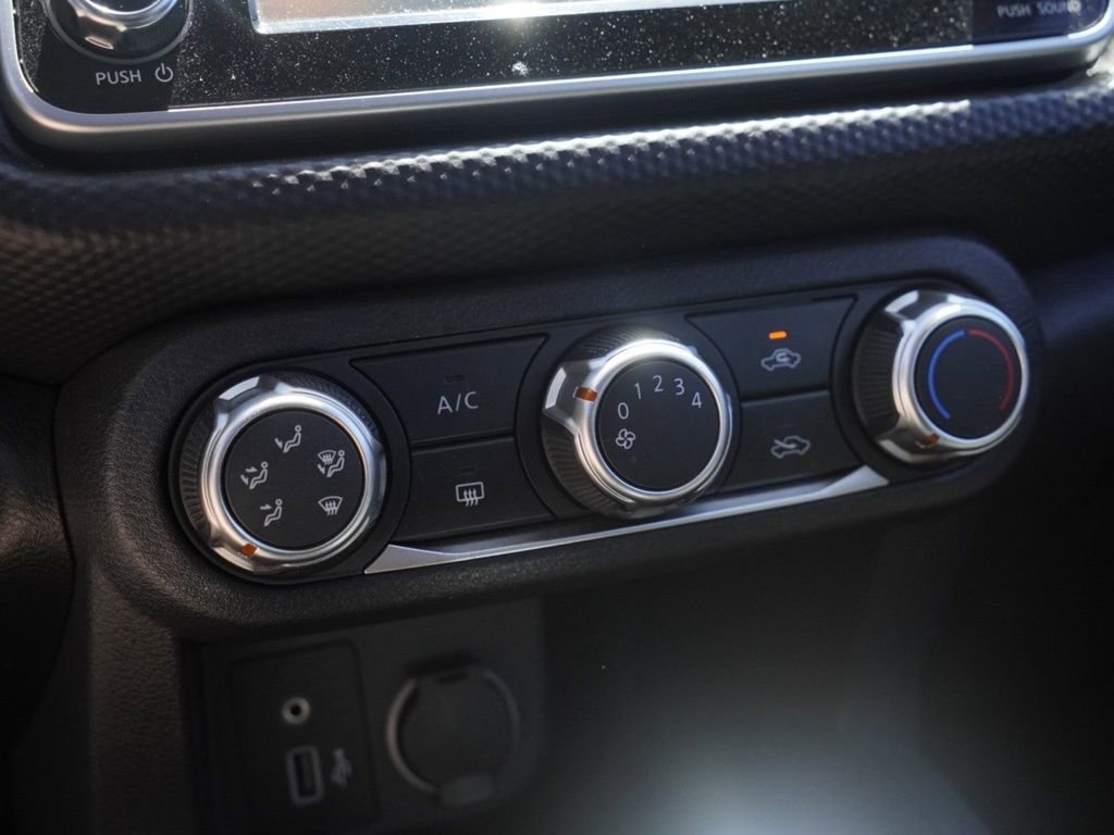 Certified 2024 Nissan Kicks S image 13