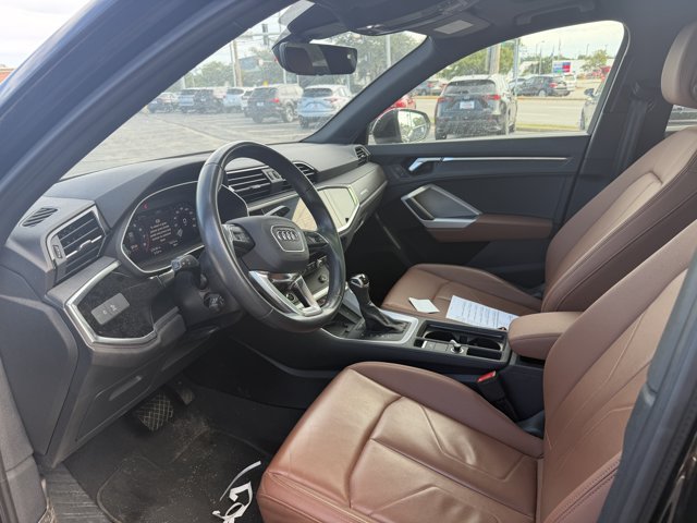 Used 2024 Audi Q3 2.0T Premium AWD/4WD image 5