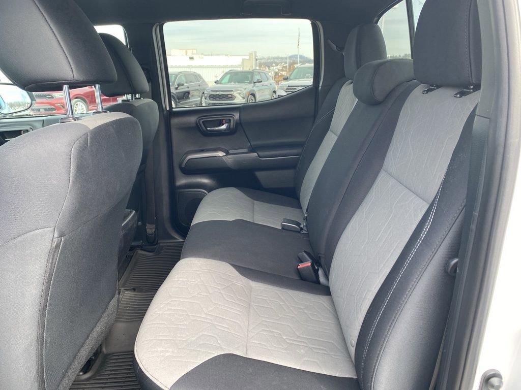 Used 2023 Toyota Tacoma TRD Sport w/ Technology Package image 21