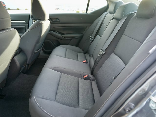 Used 2023 Nissan Altima 2.5 SV w/ SV Premium Package image 11