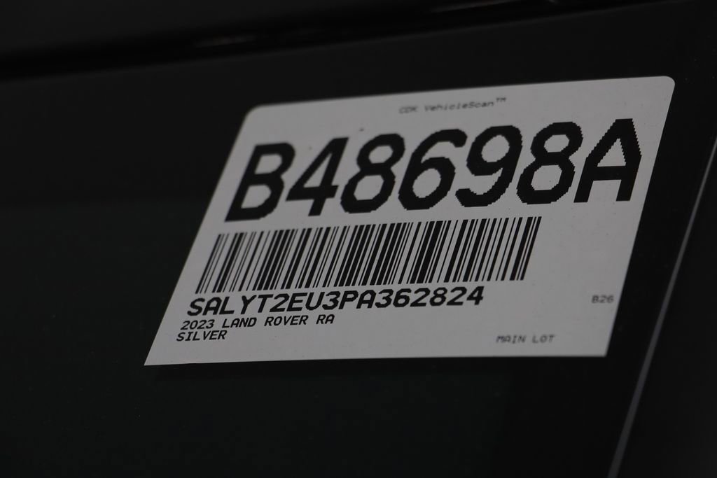 Used 2023 Land Rover Range Rover Velar R-Dynamic S image 24