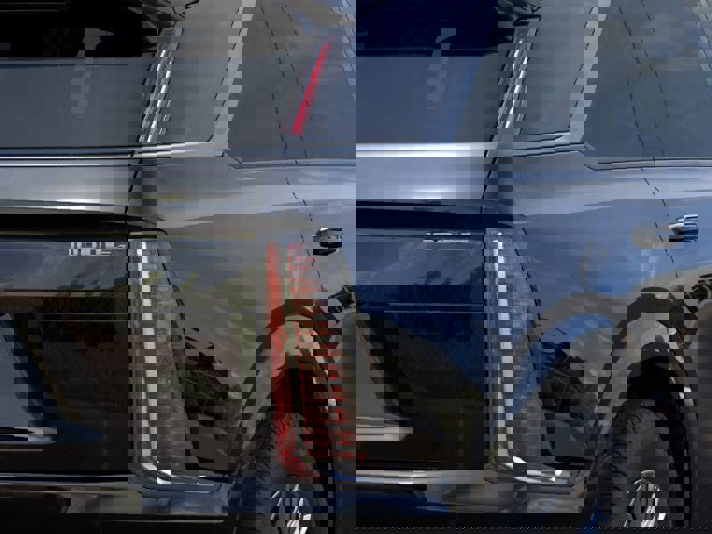 New 2026 Cadillac Escalade IQ Luxury 1 w/ LPO, Floor Liner Package image 11