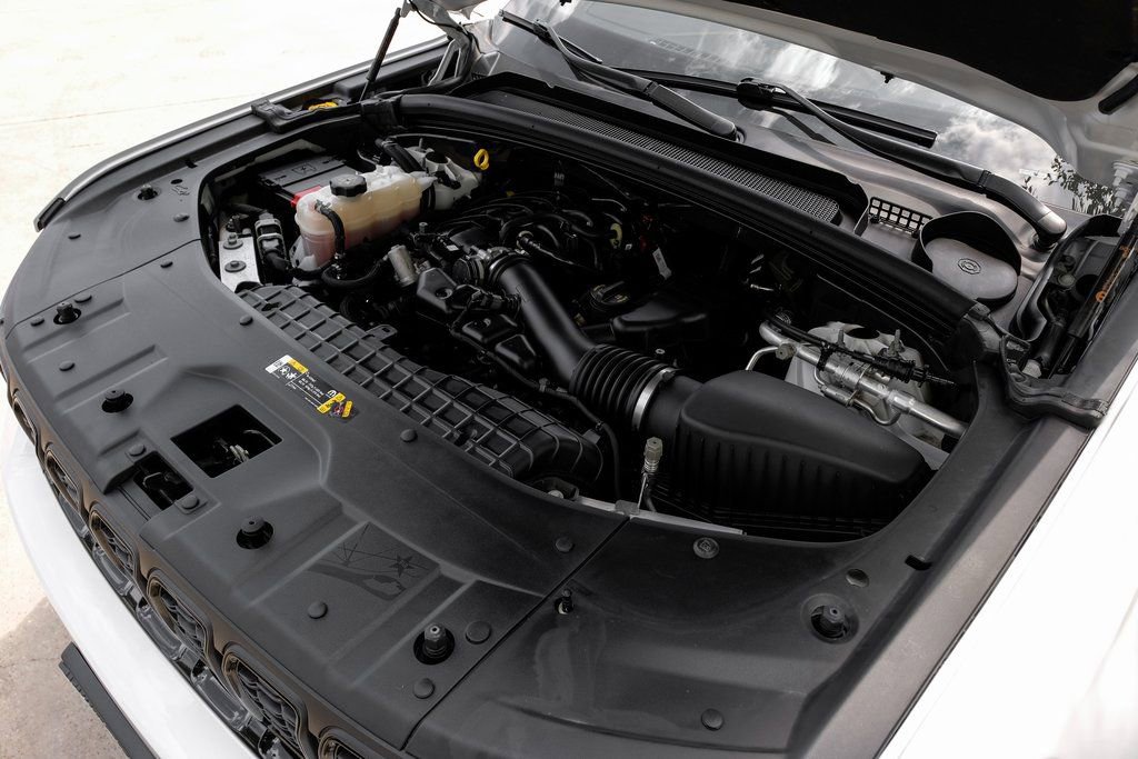 Used 2023 Jeep Grand Cherokee Altitude image 60