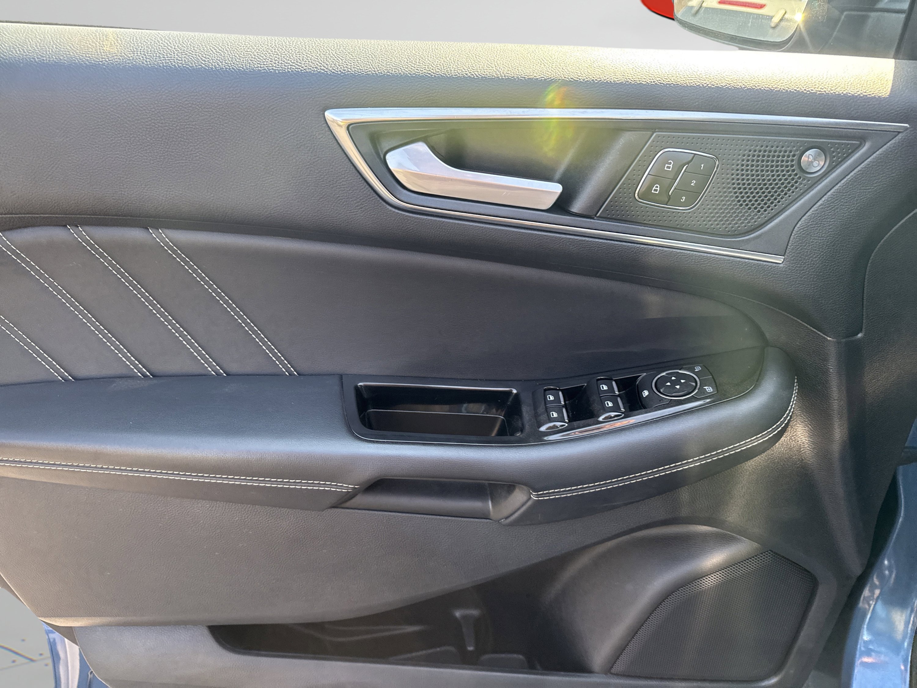 Used 2019 Ford Edge ST w/ Convenience Package AWD/4WD image 7
