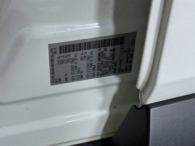 Used 2024 Nissan Rogue S image 29