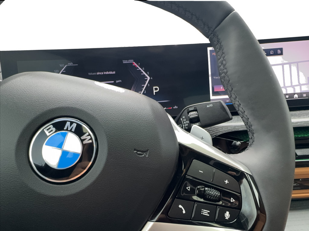 Used 2026 BMW 330i Sedan w/ Premium Package RWD image 45