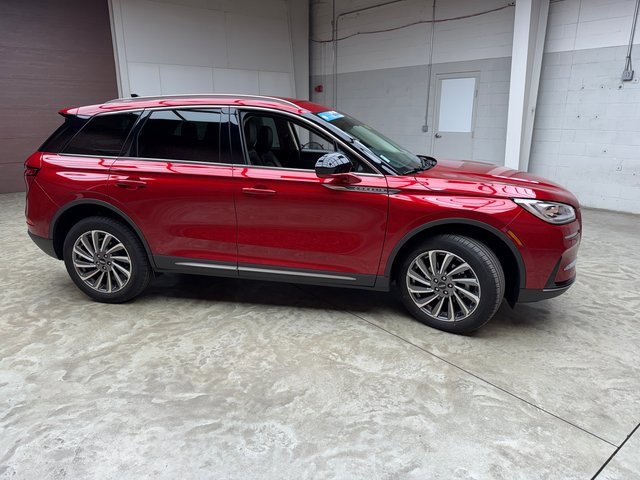 Used 2023 Lincoln Corsair Reserve image 6