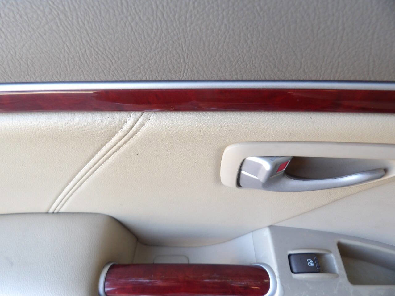 Used 2008 Hyundai Azera Limited image 22