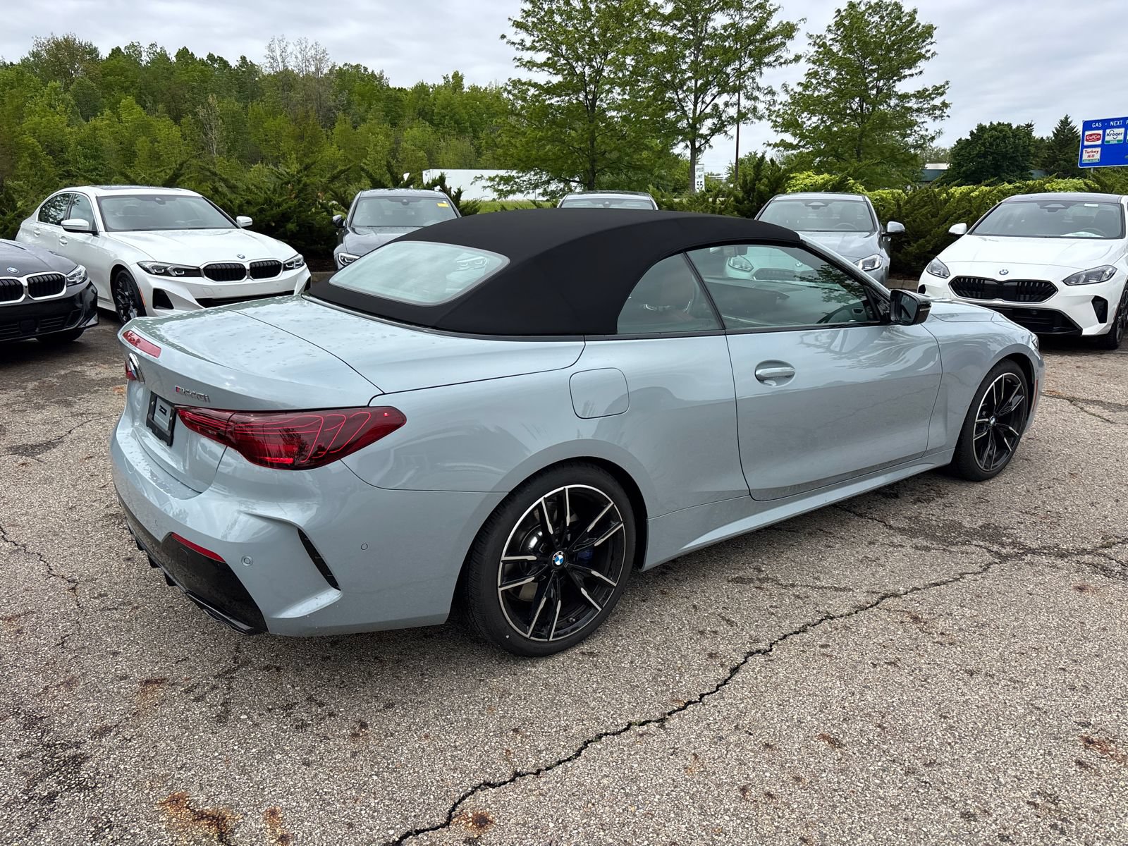 Used 2026 BMW M440i Convertible RWD image 5