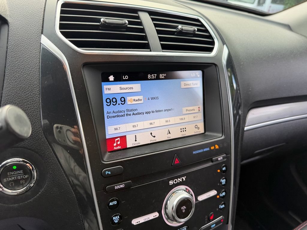 Used 2019 Ford Explorer Sport AWD/4WD image 10