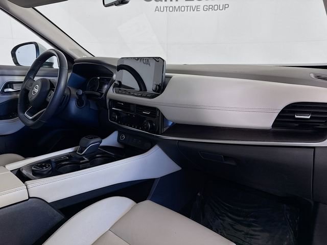 Used 2021 Nissan Rogue SL w/ Premium Package image 30