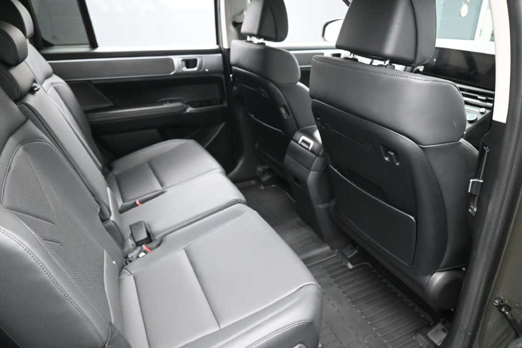 Used 2026 Hyundai Santa Fe SEL FWD image 29