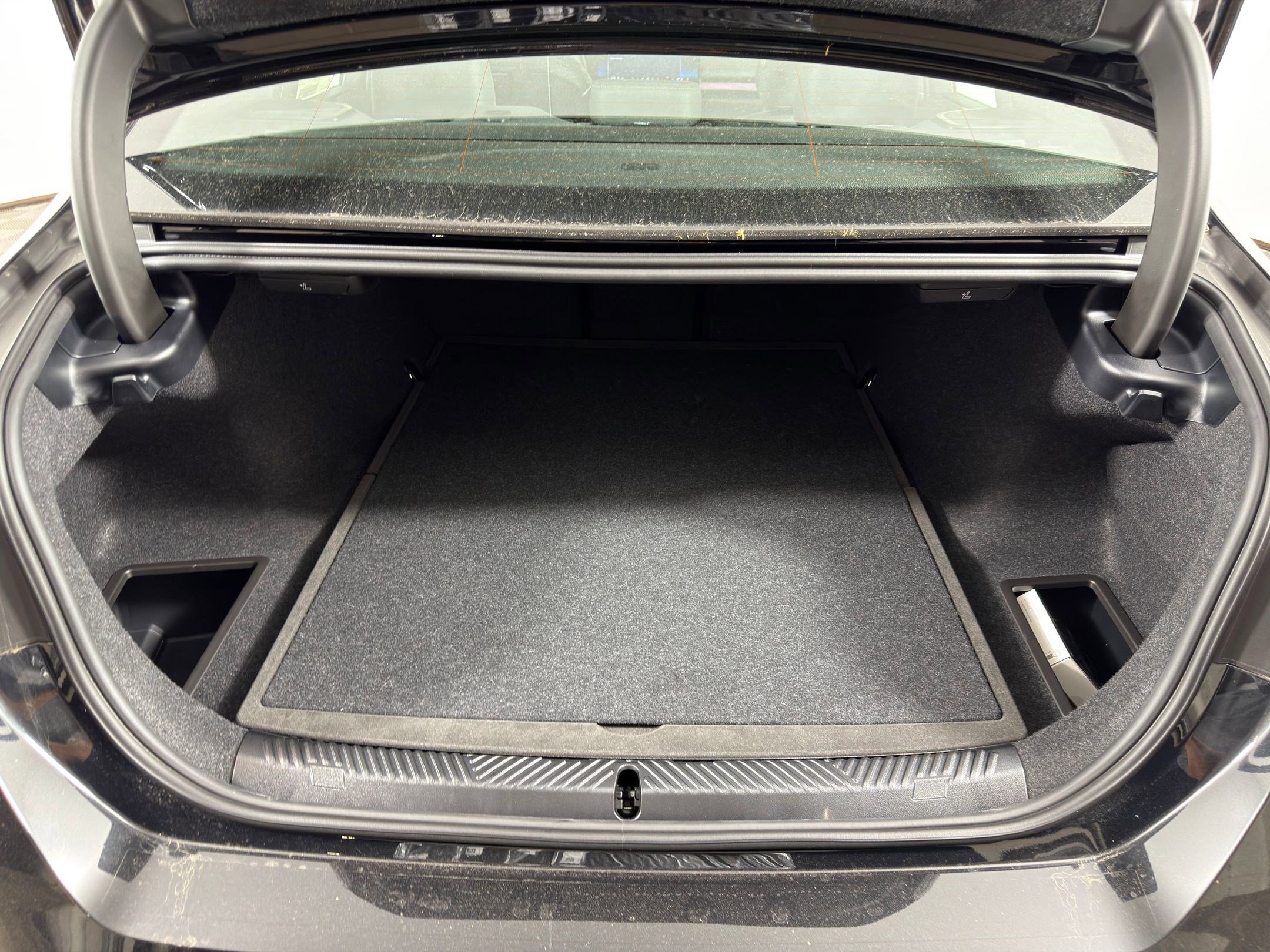 New 2026 BMW 540i xDrive w/ Executive Package image 33