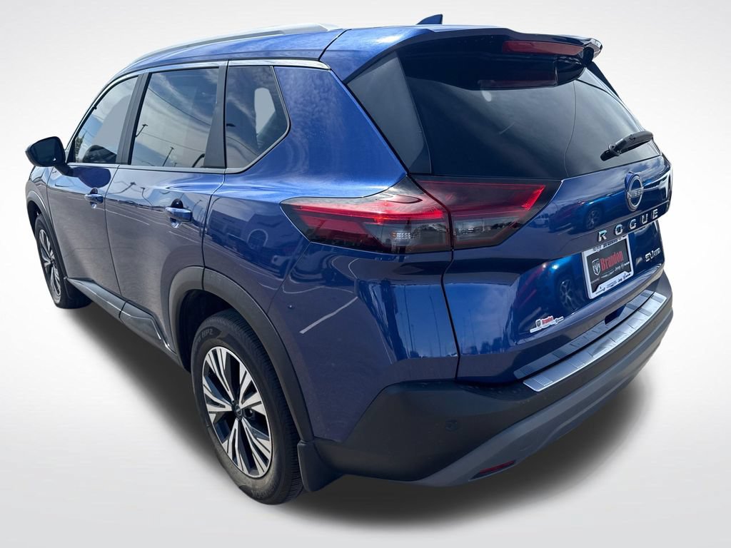 Used 2023 Nissan Rogue SV w/ SV Premium B Package AWD/4WD image 3