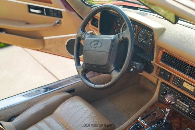 Used 1994 Jaguar XJS 4.0 Convertible RWD image 44