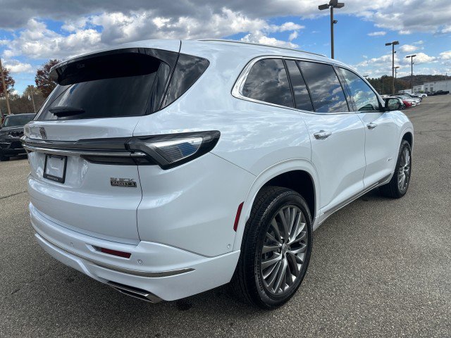 New 2026 Buick Enclave Avenir image 7