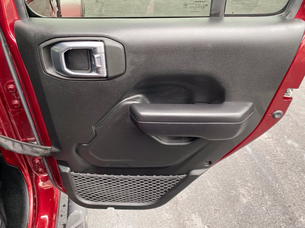 Used 2021 Jeep Gladiator Sport AWD/4WD image 38