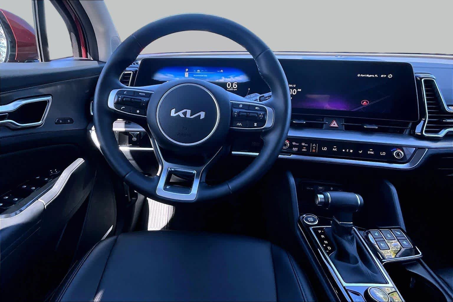 Used 2025 Kia Sportage SX FWD image 6