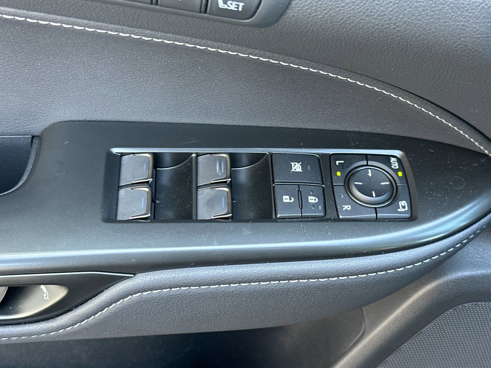 Used 2026 Lexus NX 450h+ F Sport w/ Accessory Package (2T) AWD/4WD image 12