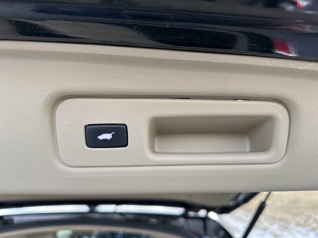 Used 2017 Acura RDX AWD w/ Advance Package image 12