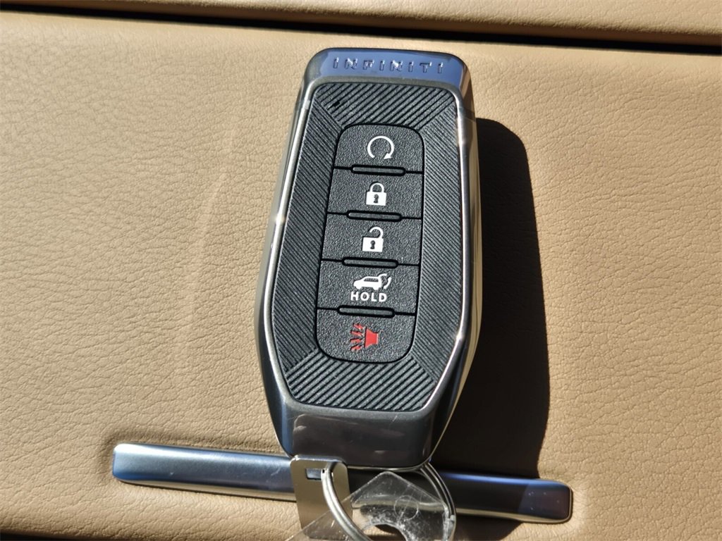 New 2026 INFINITI QX80 Luxe w/ Cargo Package image 21