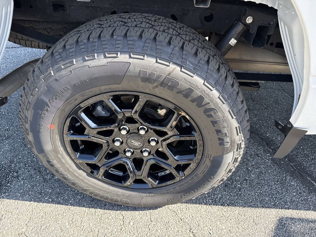 Used 2021 Ford F150 Lariat w/ Equipment Group 501A Mid AWD/4WD image 17