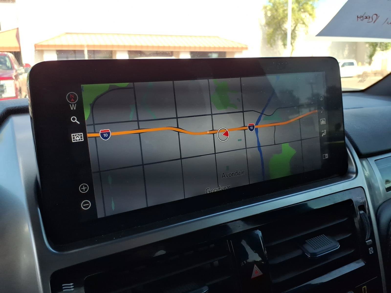Used 2023 Lexus GX 460 Premium w/ Accessory Package AWD/4WD image 22