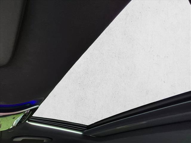 Used 2022 Mercedes-Benz C 300 Sedan image 16