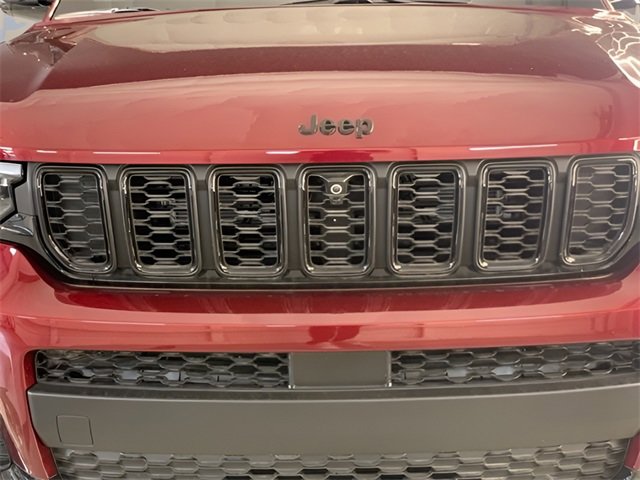 New 2025 Jeep Grand Cherokee L Limited w/ Luxury Tech Group II image 9
